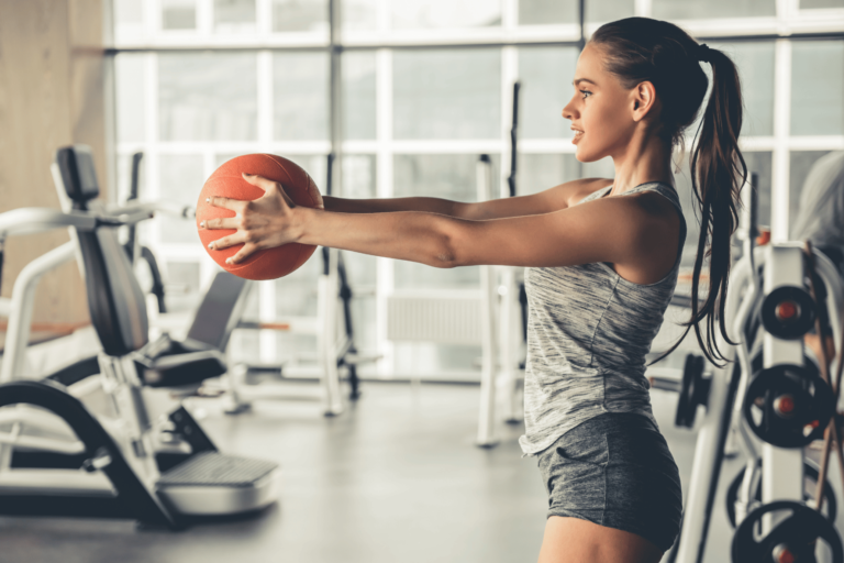 Dlaczego kobiety robią makijaż na fitness?